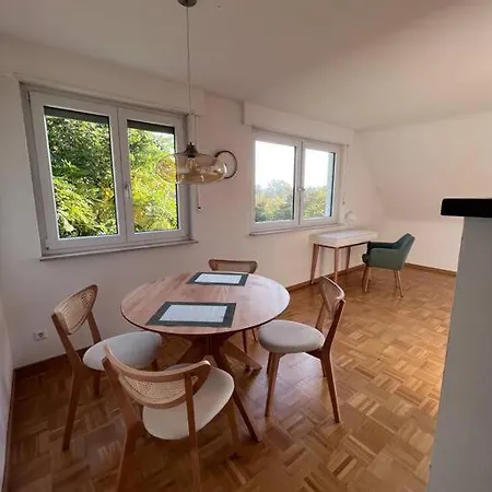 Appartement Gemuetlich-moderne 2,5 In Schoener Umgebung Stuttgart