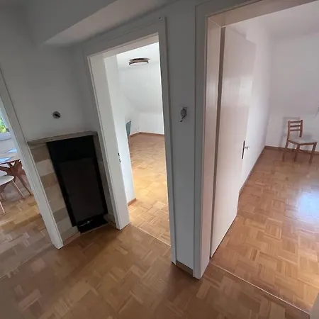 Appartement Gemuetlich-moderne 2,5 In Schoener Umgebung Stuttgart
