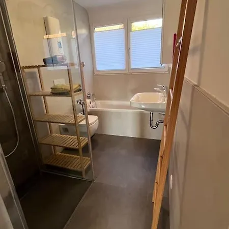 Gemuetlich-moderne 2,5 In Schoener Umgebung Stuttgart
