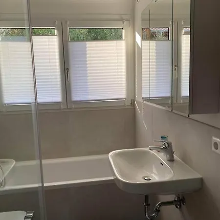 Apartman Gemuetlich-moderne 2,5 In Schoener Umgebung *